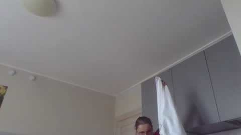 Snapshot of evaglad chatting on September 22, 12:14 pm evaglad online show from September 22, 12:14 pm