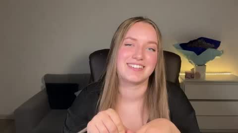Eva online show from June 12, 9:23 pm