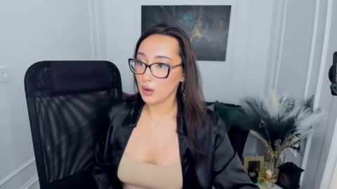 evasarazardje online show from March 11, 8:55 pm