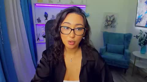 evasarazardje online show from January 12, 7:30 pm