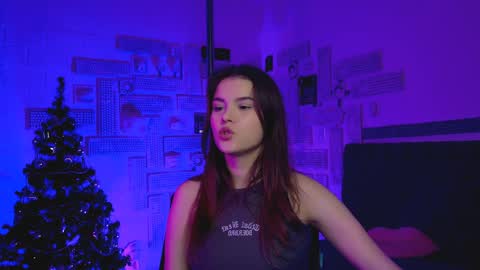 Snapshot of evathopson chatting on January 18, 1:29 pm Eva next stream - - 1600 UTC2000 online show from January 18, 1:29 pm