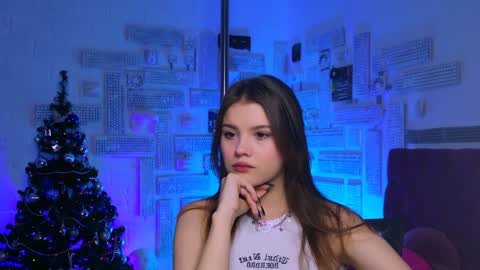 Snapshot of evathopson chatting on January 9, 12:09 pm Eva next stream - - 1600 UTC2000 online show from January 9, 12:09 pm