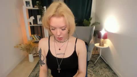      online show from May 5, 11:30 pm