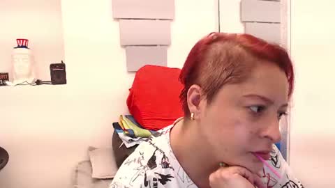 Eva Twiss online show from July 13, 1:45 pm
