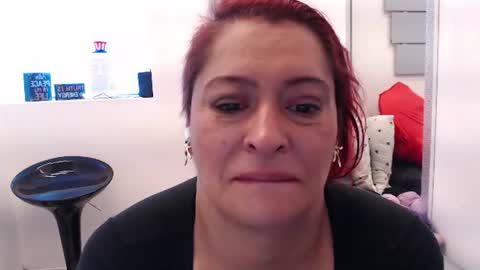 Eva Twiss online show from July 19, 1:46 pm