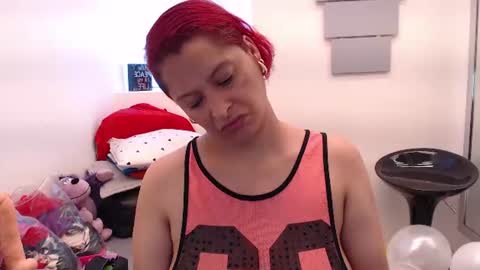 Eva Twiss online show from July 9, 2:30 pm