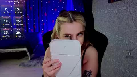 evavibe online show from February 21, 5:35 pm