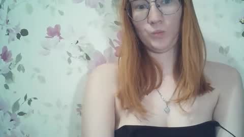 Evelina online show from April 29, 5:30 pm
