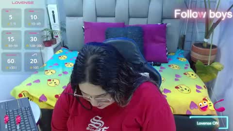 evelin zaens online show from April 27, 4:09 am