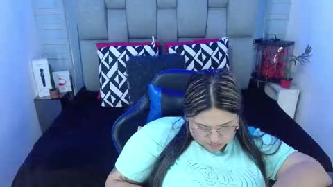 evelin zaens online show from November 7, 5:46 am