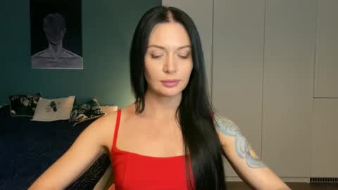 Snapshot of evelingoddess chatting on October 8, 10:36 pm your Love online show from October 8, 10:36 pm