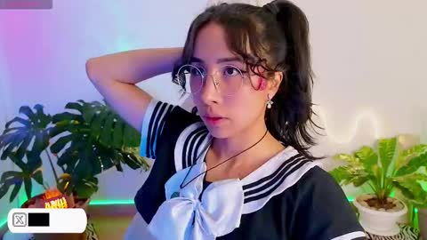 Snapshot of evelyn_chelle chatting on October 9, 11:53 pm Im Eve or Chelle Next Stream 191224 online show from October 9, 11:53 pm