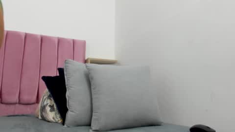 evelyn_morgan1 online show from March 8, 11:39 pm