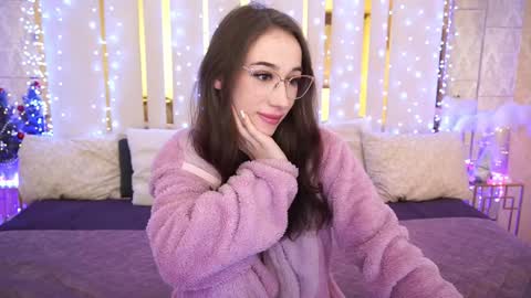 Snapshot of evelyn_rush1 chatting on January 4, 1:42 am evelyn rush1 online show from January 4, 1:42 am