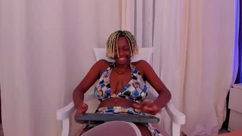 Evelyn Delicous Ebony online show from March 13, 3:35 pm