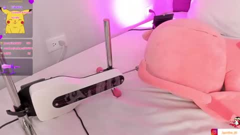 LAURA SOFIA  INDEPENDENT MODEL FOLLOW ME NOW ALMOST 10000 FOLLOWERS online show from July 27, 2:19 am