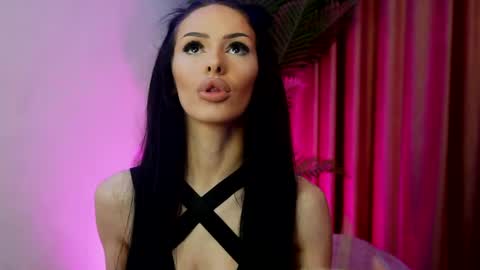 EvePosh online show from April 22, 6:21 am