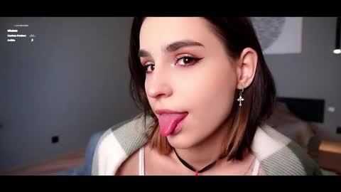 Anita online show from October 12, 3:31 am