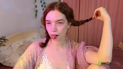 Snapshot of evi_brook chatting on October 8, 11:03 am evi_brook online show from October 8, 11:03 am