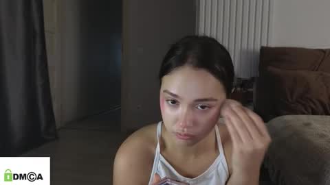 evi_woow online show from March 4, 4:41 am