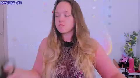 evilla_brill online show from July 14, 10:21 am