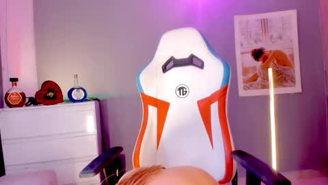 Snapshot of evva_foxxy chatting on September 24, 4:17 pm evva_foxxy online show from September 24, 4:17 pm
