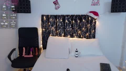 evvaa_moon online show from December 18, 12:43 pm