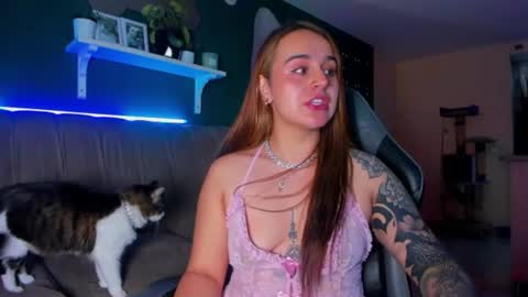 EVY online show from July 12, 4:24 am