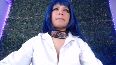 Im Evy online show from March 13, 5:36 pm