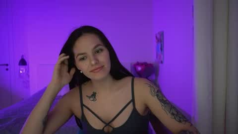 ewelynscott online show from November 13, 12:48 pm