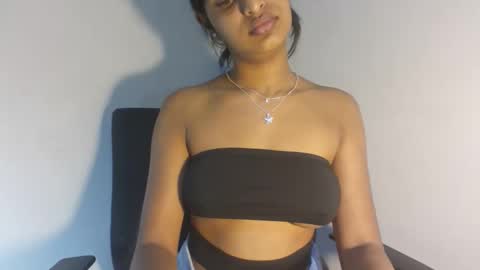 tiara online show from April 22, 6:43 am