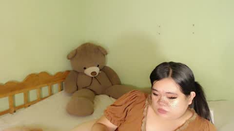 SHANTAL MARIE online show from June 28, 2:45 pm