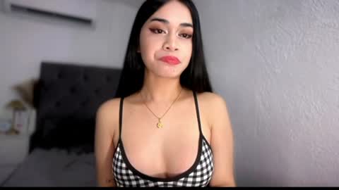 chloee online show from July 14, 2:16 am