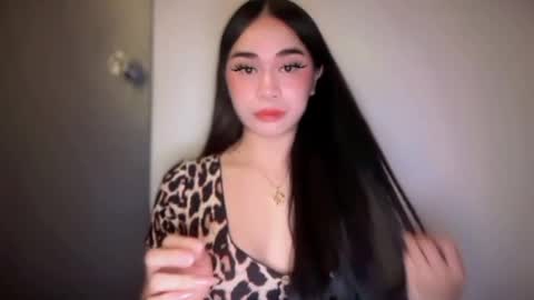 chloee online show from February 18, 3:55 pm