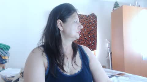 ExtasyMature online show from June 18, 9:14 am