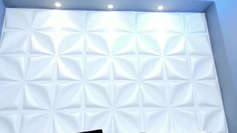 Nina online show from March 18, 4:45 pm