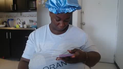 eyshaexotii online show from November 13, 2:49 pm