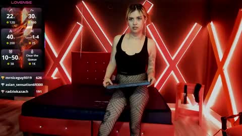 fabzy online show from April 30, 8:57 pm
