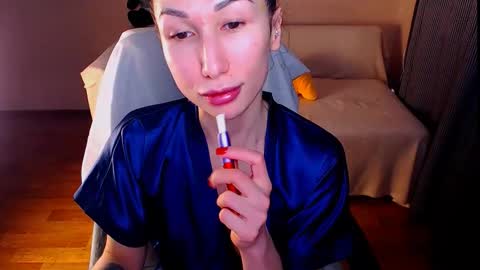 Elli  online show from February 22, 9:37 pm