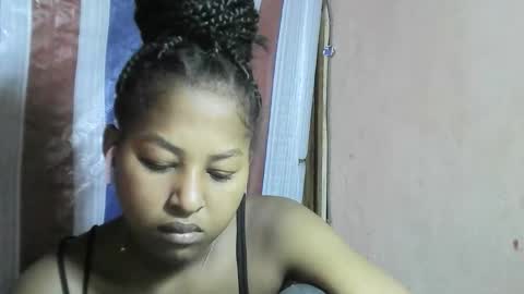 faissane9794 online show from March 12, 8:22 pm