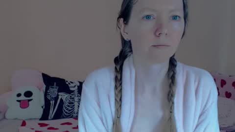 BUNNYGal online show from March 1, 3:39 am