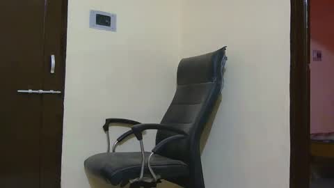 fancy doll online show from December 20, 7:01 am