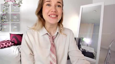 fancyamelia online show from May 14, 5:46 am