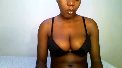 fancyfingers1  online show from June 13, 2:53 am