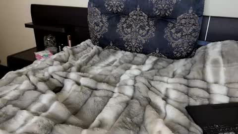 fantasy_moonlight online show from October 22, 7:46 am