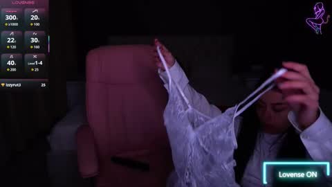 Nellie online show from December 2, 11:18 pm