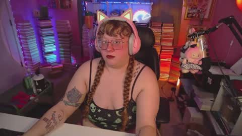 FatVeronica online show from July 4, 7:10 pm