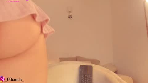welcome to my world  online show from July 25, 12:39 am