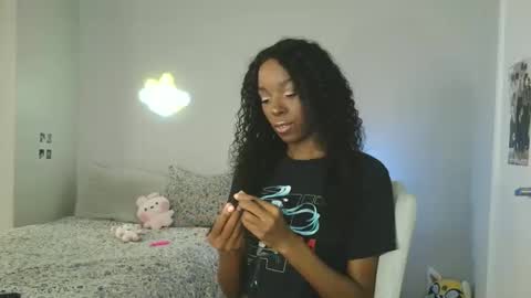 Snapshot of fayelovee chatting on October 7, 6:51 am Faye Love online show from October 7, 6:51 am