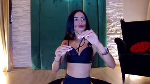FeetVibe online show from June 19, 4:39 am
